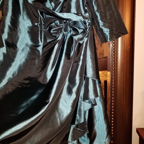 💃💃Evening dress💃💃 - Picture 3 of 4